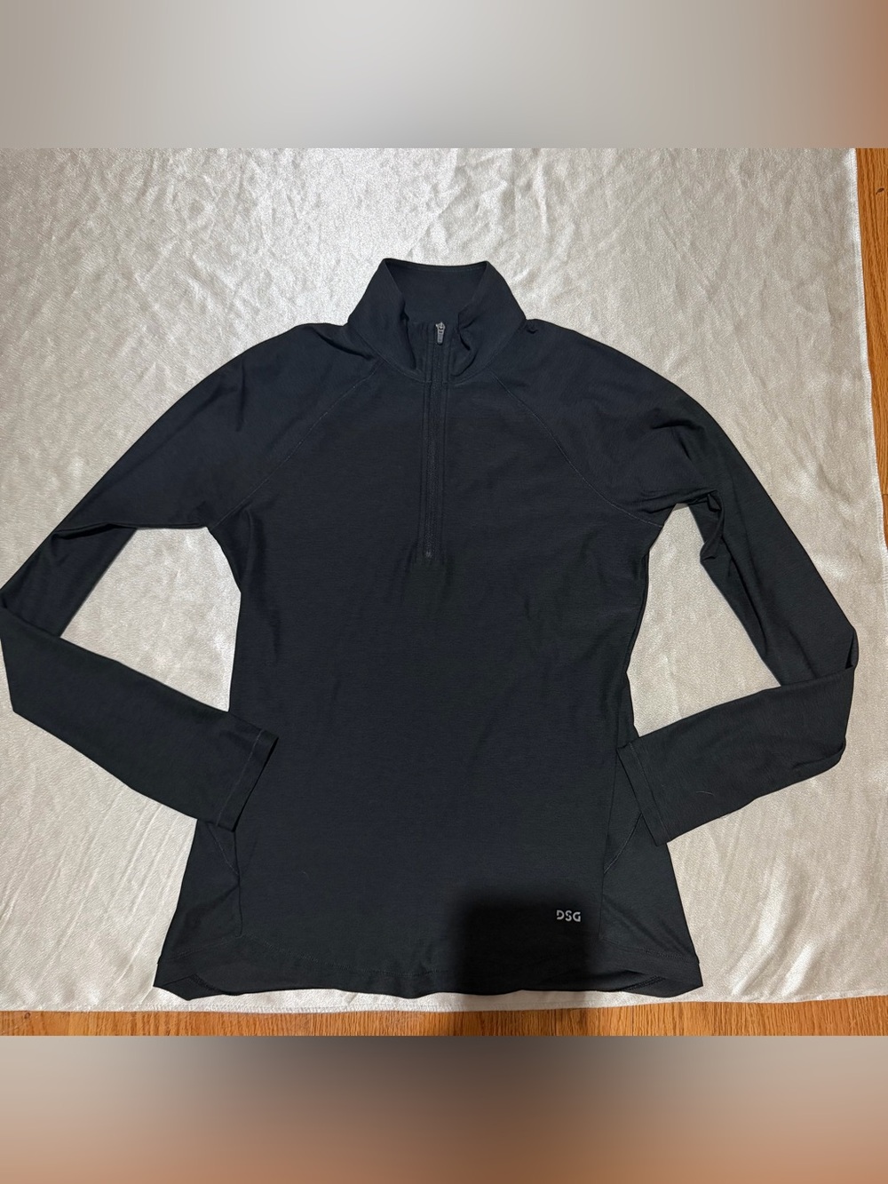 DSG Women's XS Black 1/4 Zip Long Sleeve Activewear Top Thumbholes size XS